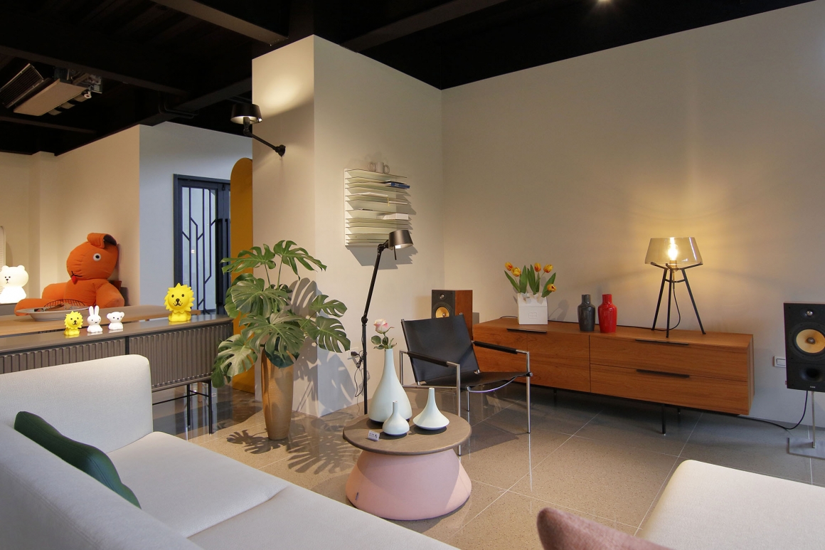 台中荷蘭家居門市 台中荷蘭家居門市