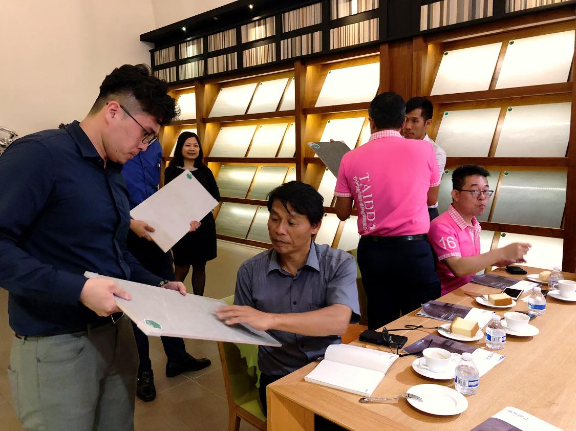 瑪摩麗磁介紹磁磚 瑪摩麗磁介紹磁磚